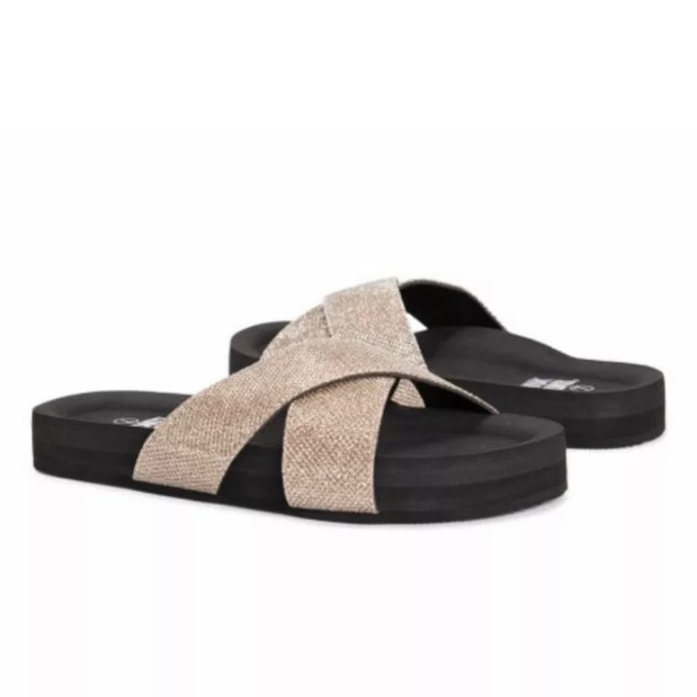 MUK LUKS Gold Shimmer Sandal - Women